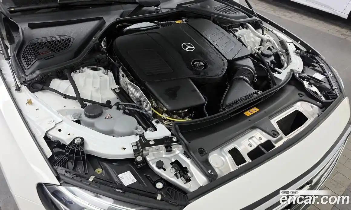 Mercedes-Benz E-Class 2025 2.0 Автомат в Москве № 821778, фото 5