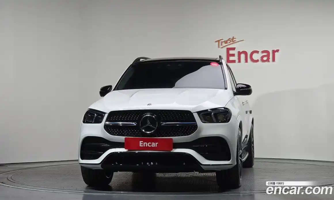 Mercedes-Benz GLE-Class 2022 3.0 Автомат в Москве № 821880, фото 3
