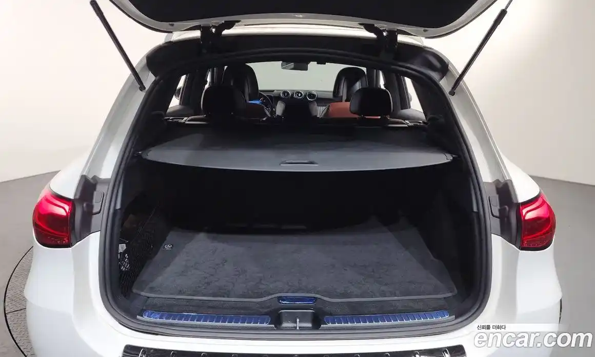 Mercedes-Benz GLC-Class 2023 2.0 Автомат в Москве № 821976, фото 19