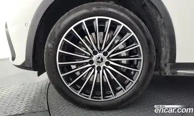 Mercedes-Benz GLC-Class 2023 2.0 Автомат в Москве № 821976, миниатюра 4