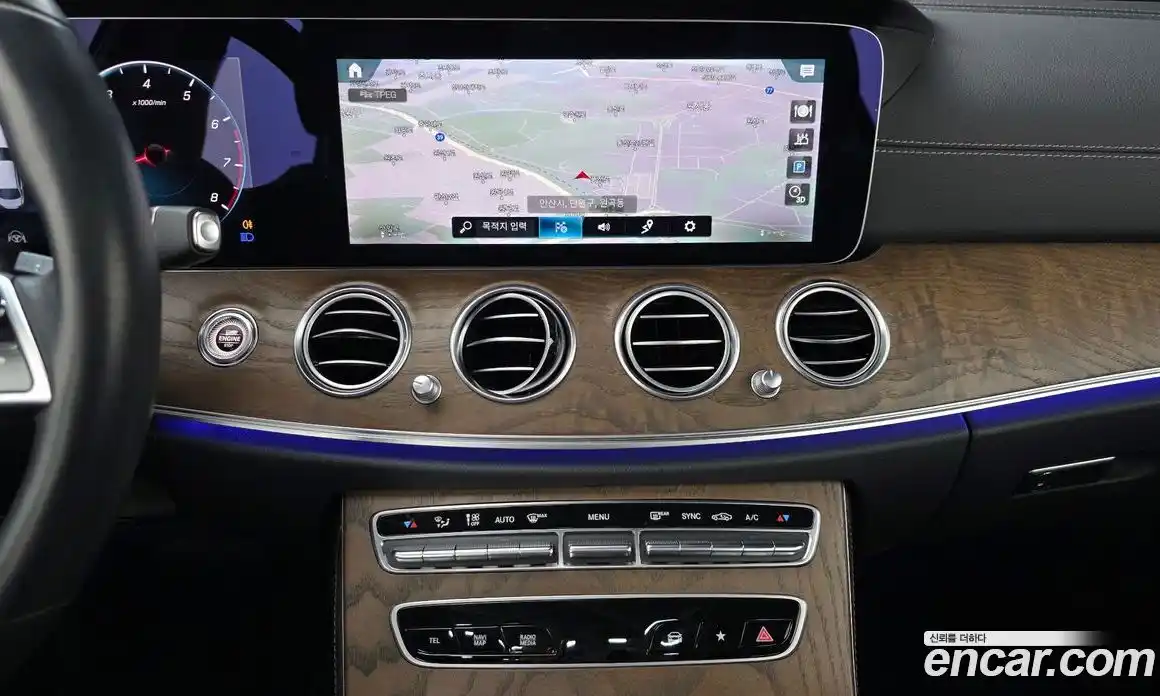 Mercedes-Benz E-Class 2022 2.0 Автомат в Москве № 822106, фото 17