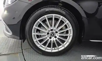 Mercedes-Benz E-Class 2022 2.0 Автомат в Москве № 822106, миниатюра 5