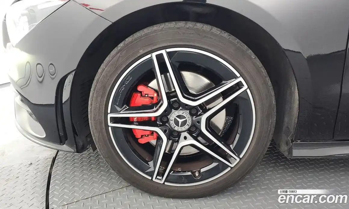 Mercedes-Benz CLA-Class 2021 2.0 Автомат в Москве № 822491, фото 5