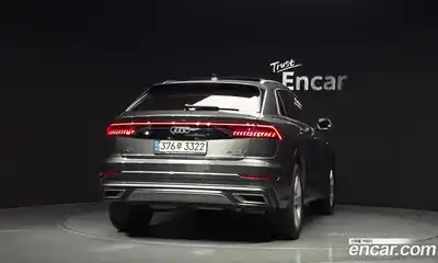 Audi Q8 2021 3.0 Автомат в Москве № 823225, миниатюра 4