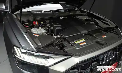 Audi Q8 2021 3.0 Автомат в Москве № 823225, миниатюра 6