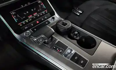 Audi A6 2020 2.0 Автомат в Москве № 823228, миниатюра 9