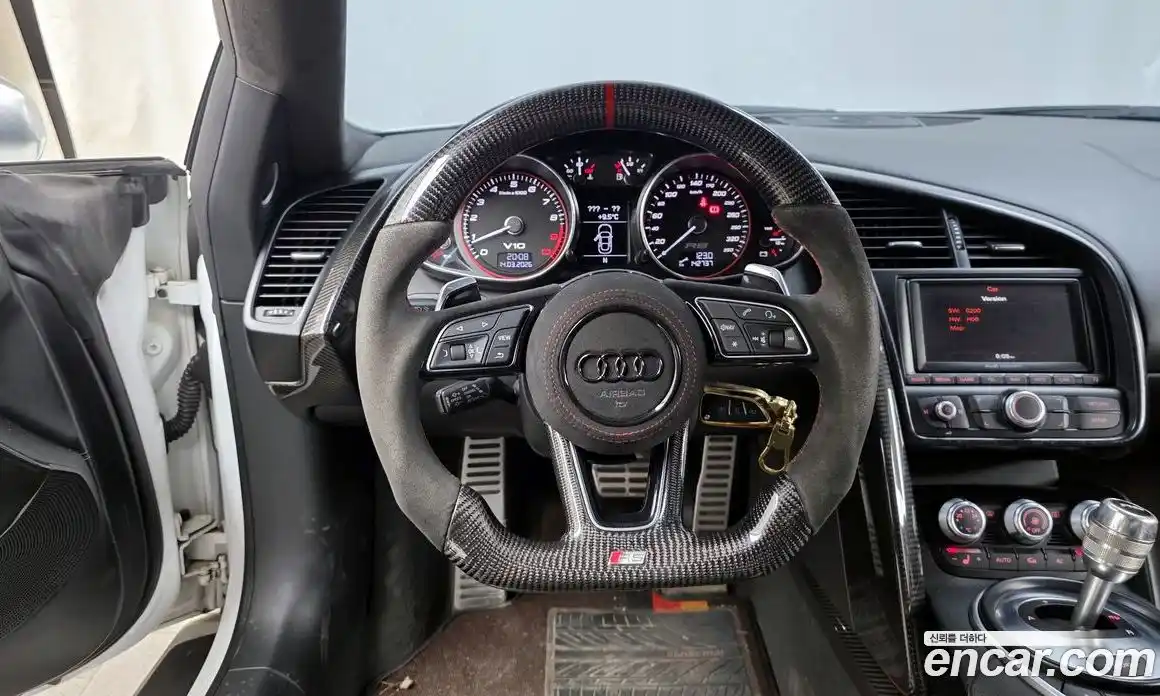 Audi R8 2012 5.2 Автомат в Москве № 823412, фото 13