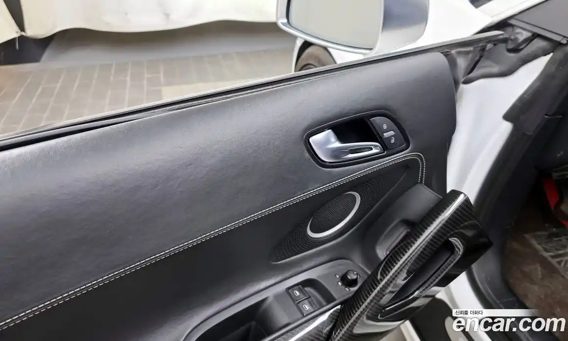 Audi R8 2012 5.2 Автомат в Москве № 823412, фото 16