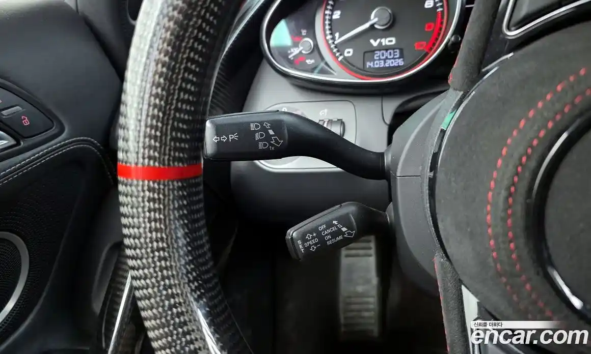 Audi R8 2012 5.2 Автомат в Москве № 823412, фото 17