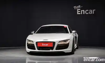 Audi R8 2012 5.2 Автомат в Москве № 823412, миниатюра 3
