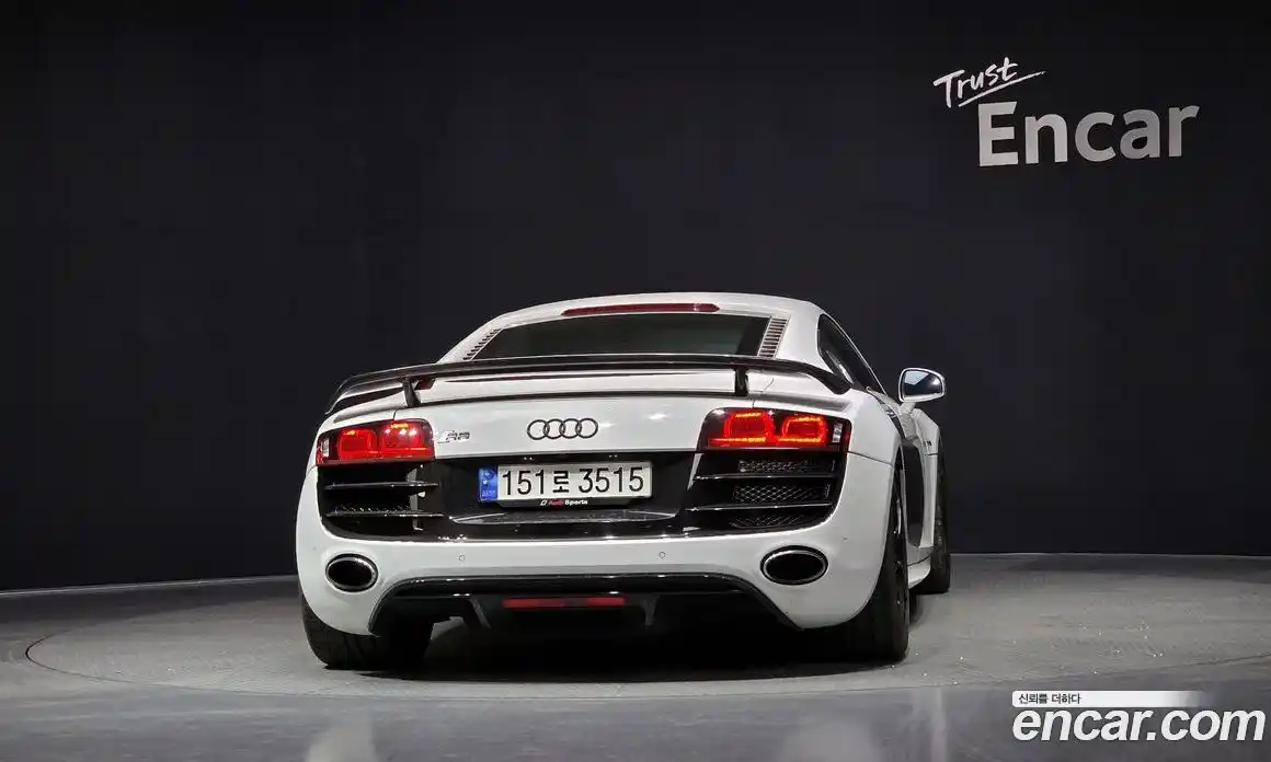 Audi R8 2012 5.2 Автомат в Москве № 823412, фото 4