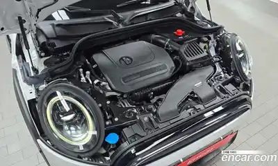 Mini Cooper 2023 1.5 Автомат в Москве № 825248, миниатюра 6