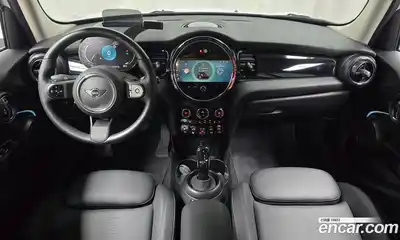 Mini Cooper 2023 1.5 Автомат в Москве № 825248, миниатюра 7