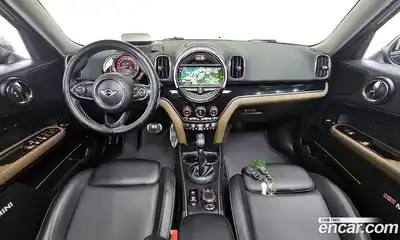 Mini Countryman 2018 2.0 Автомат в Москве № 825385, миниатюра 7
