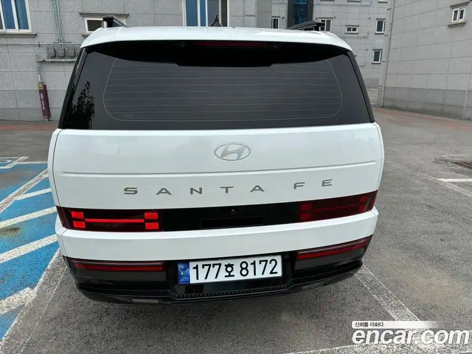 Hyundai Santa Fe 2024 1.6 гидро в Москве № 130473, фото 3