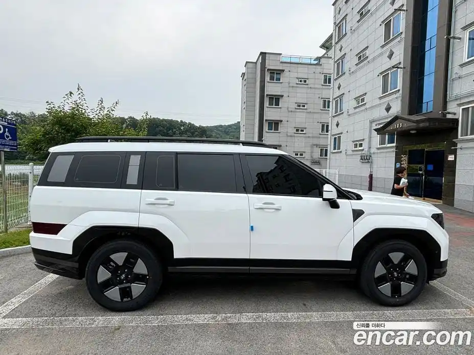 Hyundai Santa Fe 2024 1.6 гидро в Москве № 130473, фото 4