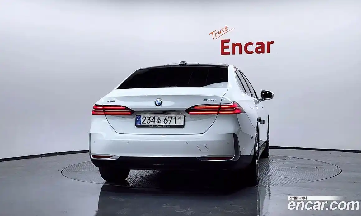 BMW 5-Series 2023 2.0 Автомат в Москве № 189516, фото 4