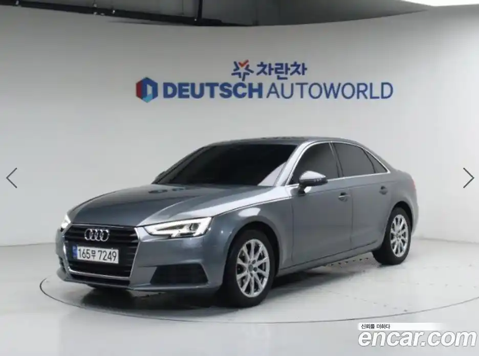 Audi A4 2018 2.0 Автомат в Москве № 678613, фото 1