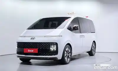 Hyundai Staria, 2023