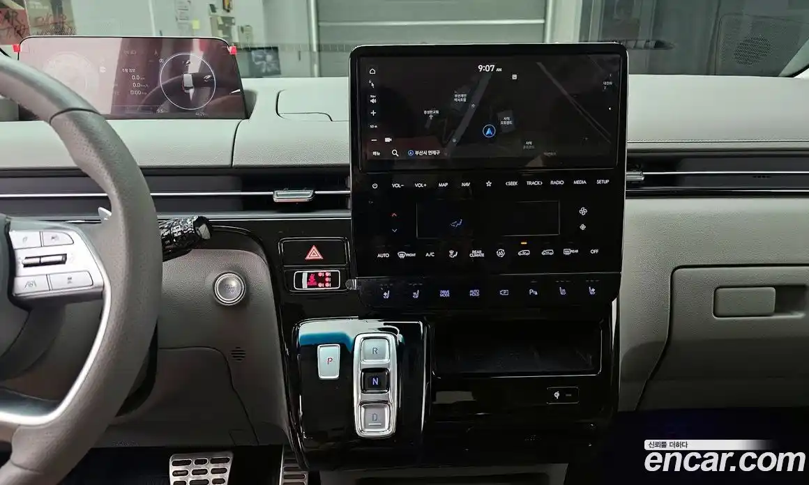 Hyundai Staria 2023 2.2 гидро в Москве № 7813, фото 16