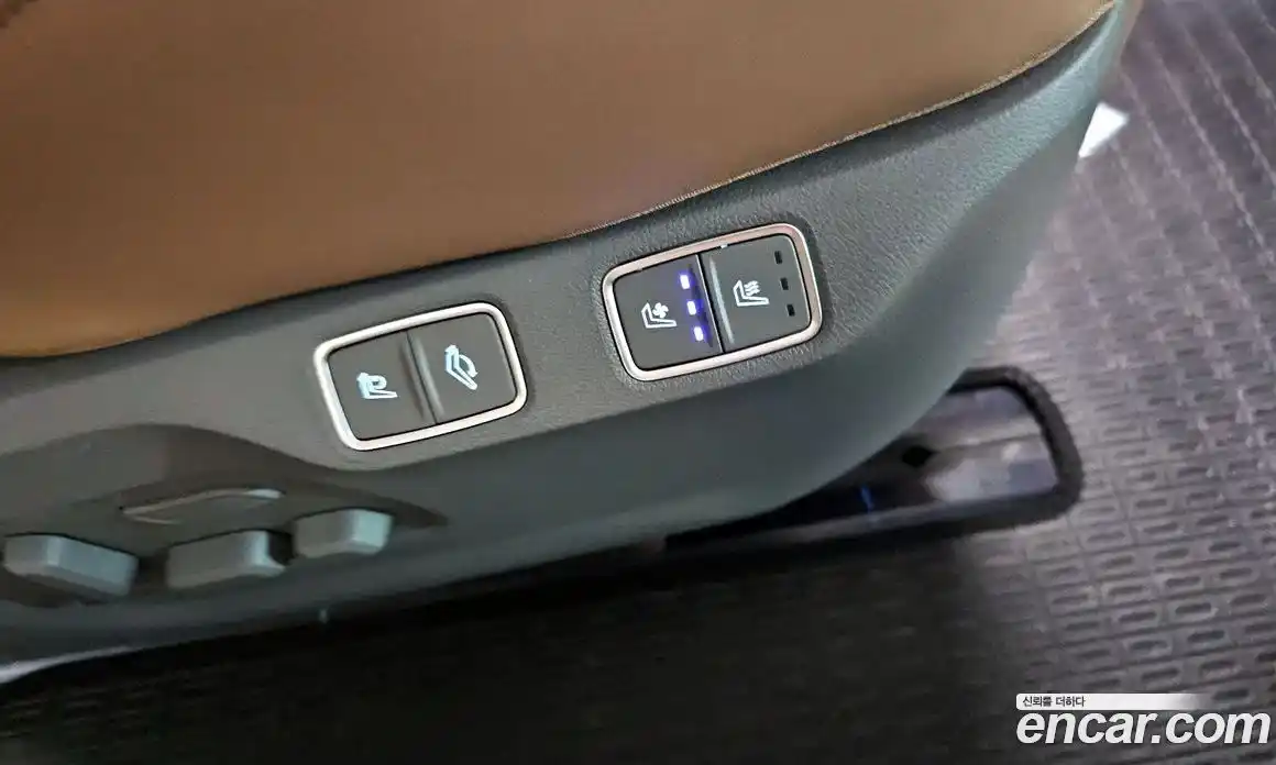 Hyundai Staria 2023 2.2 гидро в Москве № 7813, фото 18