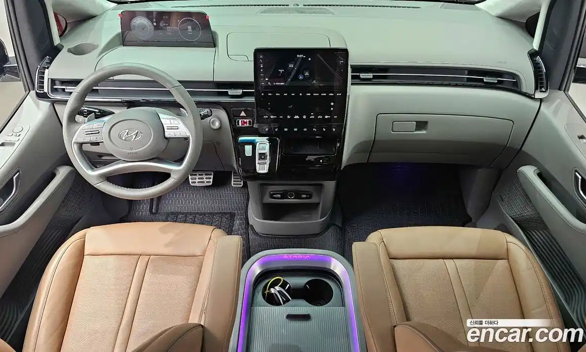 Hyundai Staria 2023 2.2 гидро в Москве № 7813, фото 7