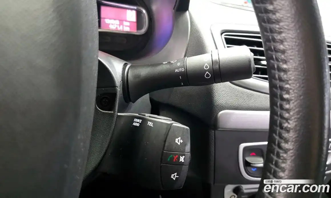 Renault SM3 2019 1.6 Автомат в Москве № 796686, фото 17