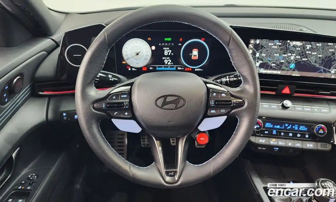 Hyundai Avante 2024 2.0 Механическая в Москве № 796811, фото 13