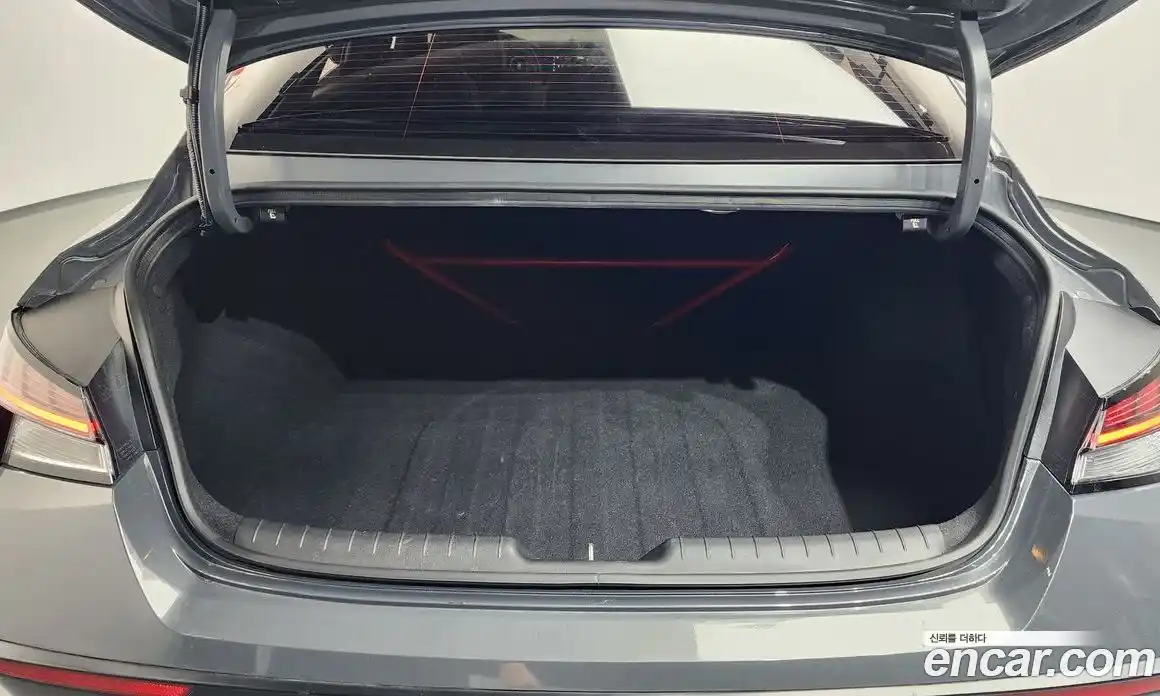 Hyundai Avante 2024 2.0 Механическая в Москве № 796811, фото 20