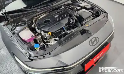 Hyundai Avante 2024 2.0 Механическая в Москве № 796811, миниатюра 6