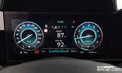 Hyundai Avante 2024 2.0 Механическая в Москве № 796811, миниатюра 8