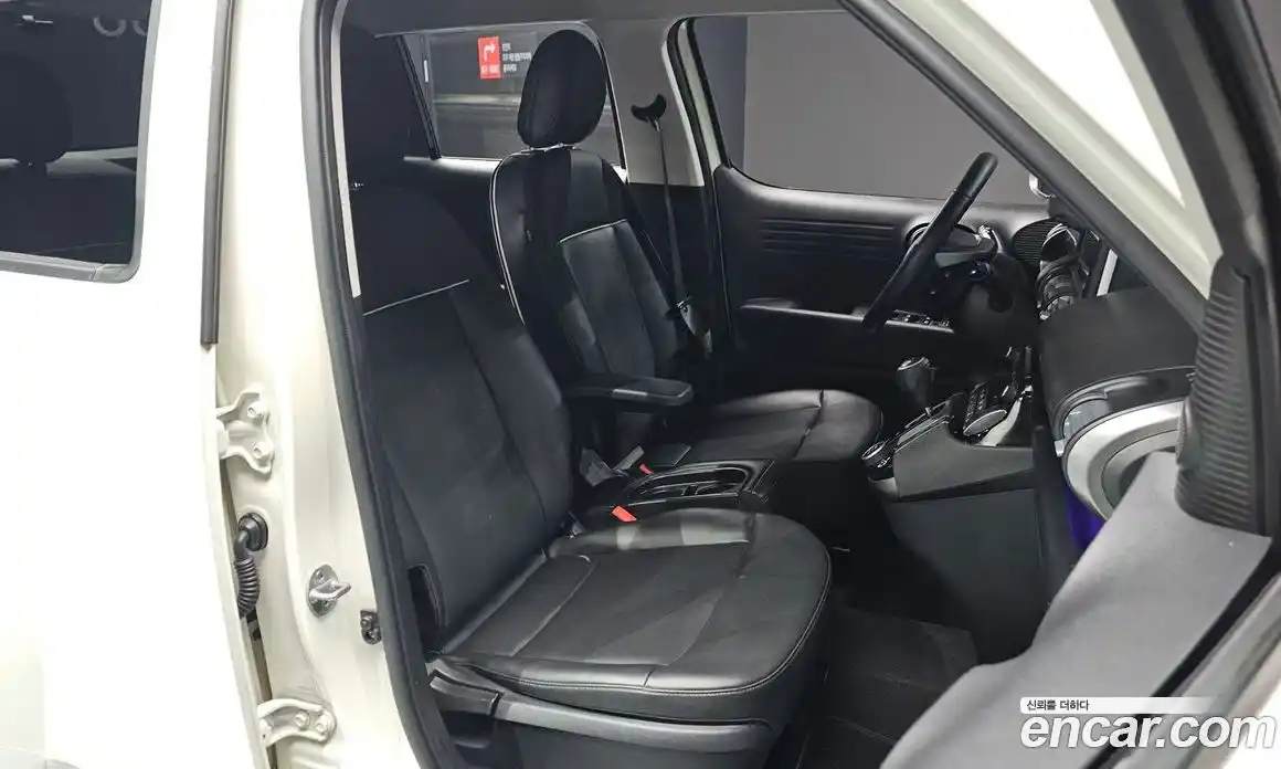 Hyundai Casper 2023 1.0 Автомат в Москве № 797112, фото 10