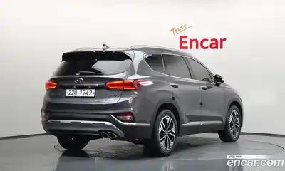 Hyundai Santa Fe 2018 2.0 Автомат в Москве № 797223, миниатюра 2