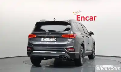 Hyundai Santa Fe 2018 2.0 Автомат в Москве № 797223, миниатюра 4