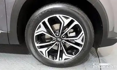 Hyundai Santa Fe 2018 2.0 Автомат в Москве № 797223, миниатюра 5