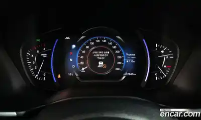 Hyundai Santa Fe 2018 2.0 Автомат в Москве № 797223, миниатюра 8