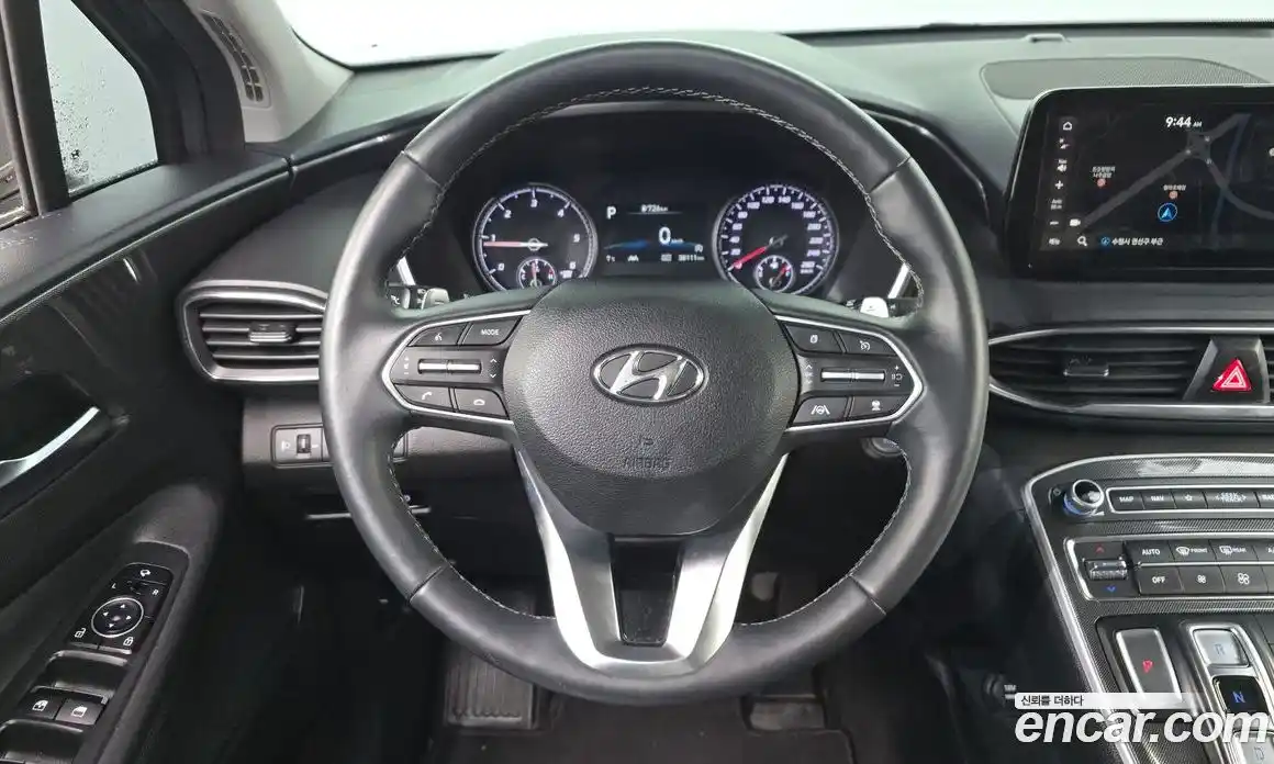 Hyundai Santa Fe 2022 2.2 Автомат в Москве № 797244, фото 13