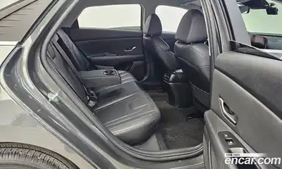 Hyundai Avante 2022 1.6 Автомат в Москве № 797245, миниатюра 12