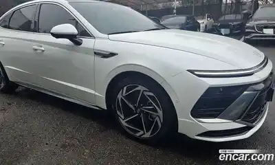 Hyundai Sonata 2023 2.0 Автомат в Москве № 797365, миниатюра 3