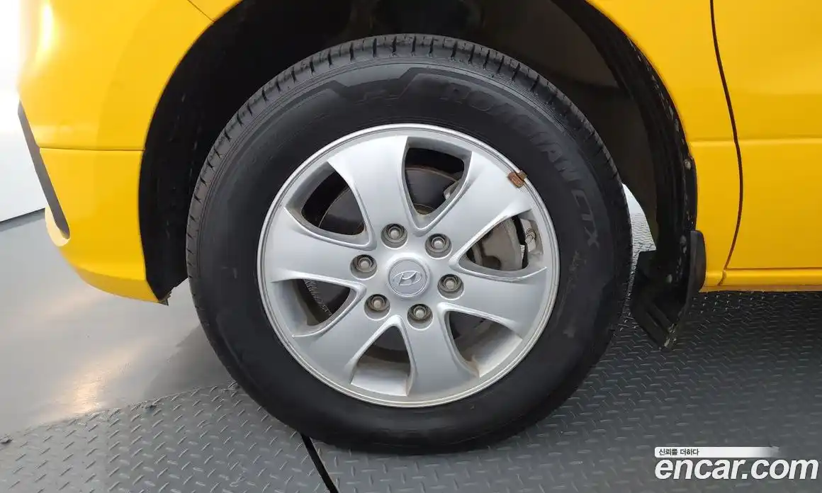 Hyundai Starex 2019 2.5 Автомат в Москве № 797386, фото 5