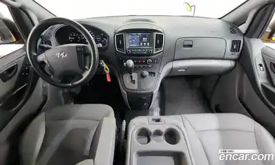 Hyundai Starex 2019 2.5 Автомат в Москве № 797386, миниатюра 7