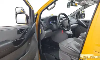 Hyundai Starex 2019 2.5 Автомат в Москве № 797386, миниатюра 10