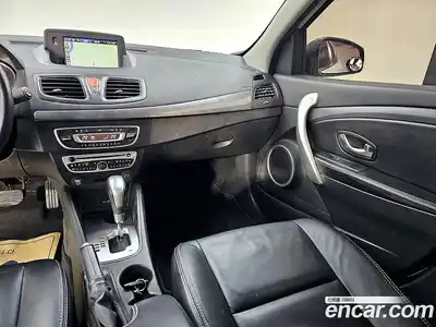 Renault SM3 2011 1.6 Автомат в Москве № 797503, миниатюра 10