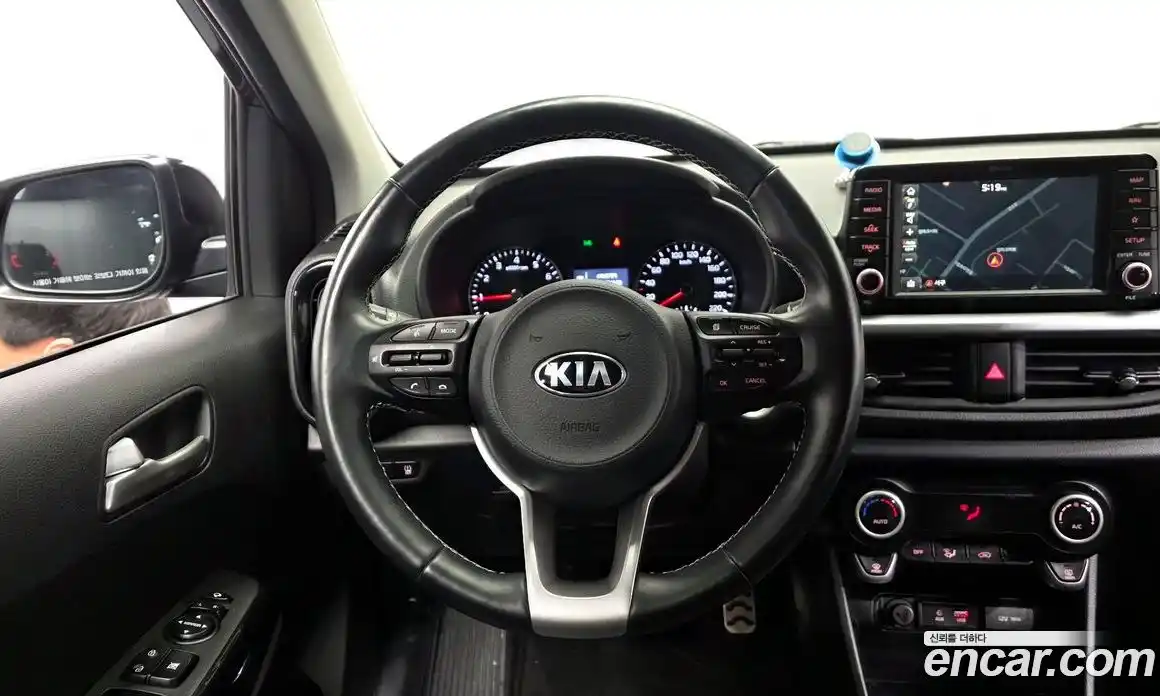 Kia Morning 2019 1.0 Автомат в Москве № 797925, фото 13