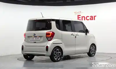 Kia Ray 2018 1.0 Автомат в Москве № 797926, миниатюра 2