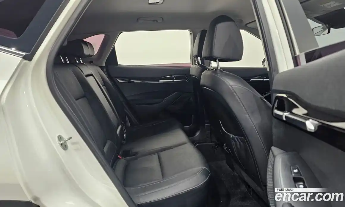 Kia Seltos 2021 1.6 Автомат в Москве № 797979, фото 12