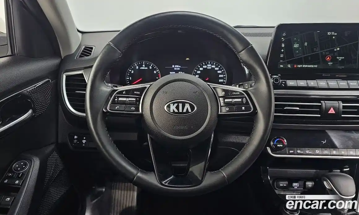 Kia Seltos 2021 1.6 Автомат в Москве № 797979, фото 13