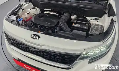 Kia Seltos 2021 1.6 Автомат в Москве № 797979, миниатюра 6