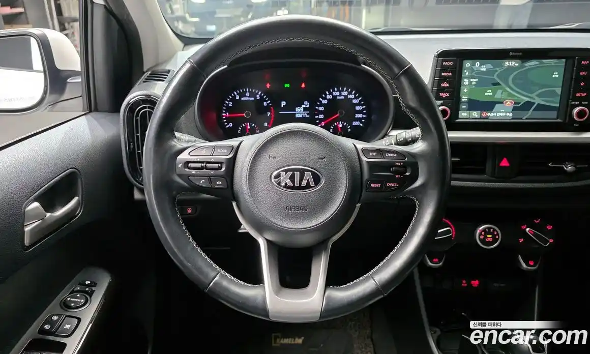 Kia Morning 2019 1.0 Автомат в Москве № 798166, фото 13