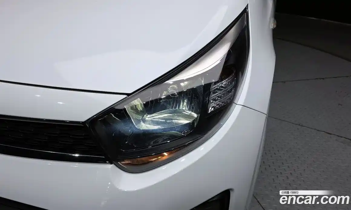 Kia Morning 2019 1.0 Автомат в Москве № 798166, фото 19